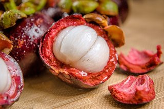 mangosteen-2126750_1280.jpg