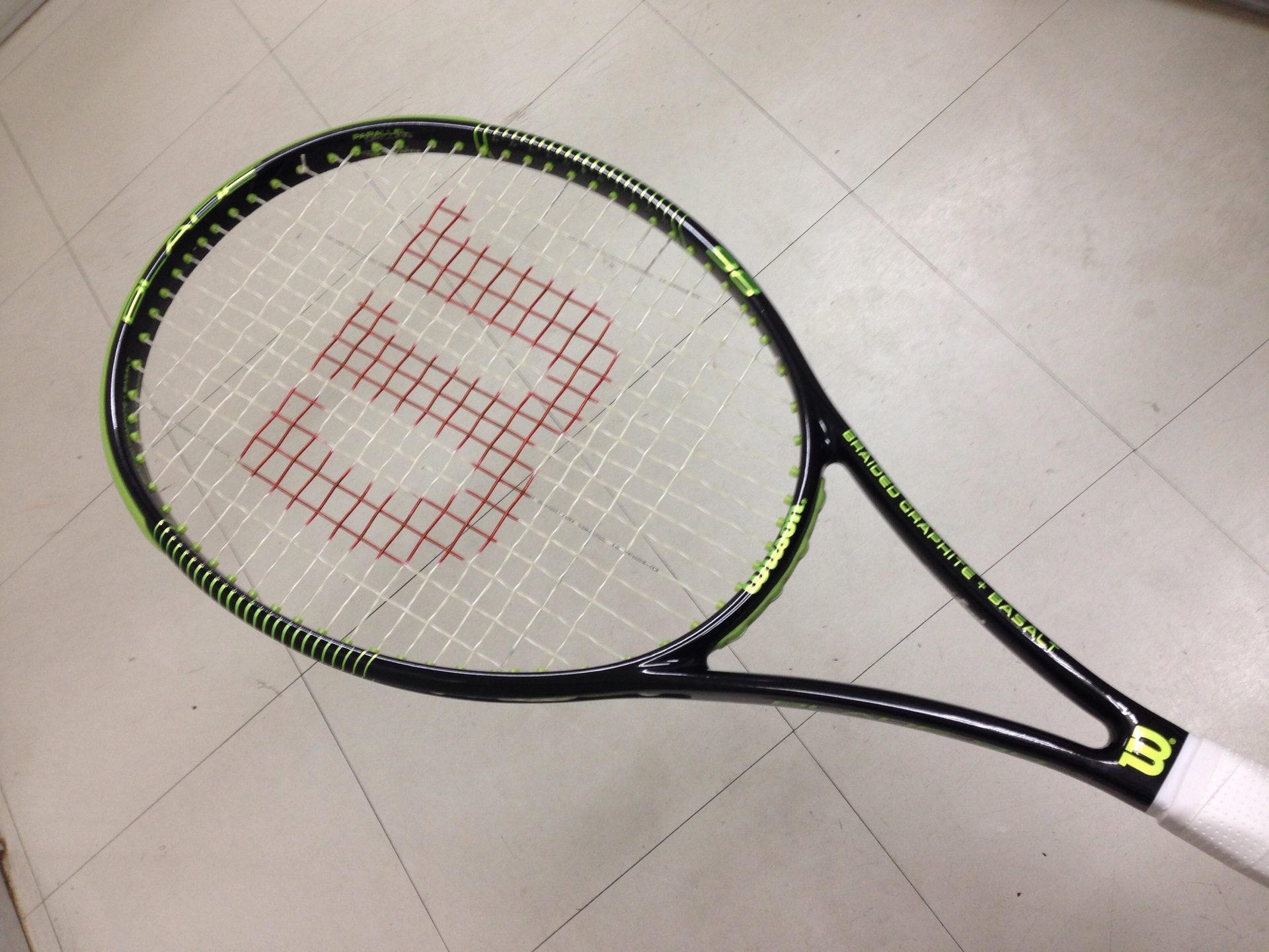 テニスラケット ウィルソン ブレード 98 16×19 2015年モデル (G2)WILSON BLADE 98 16×19 2015