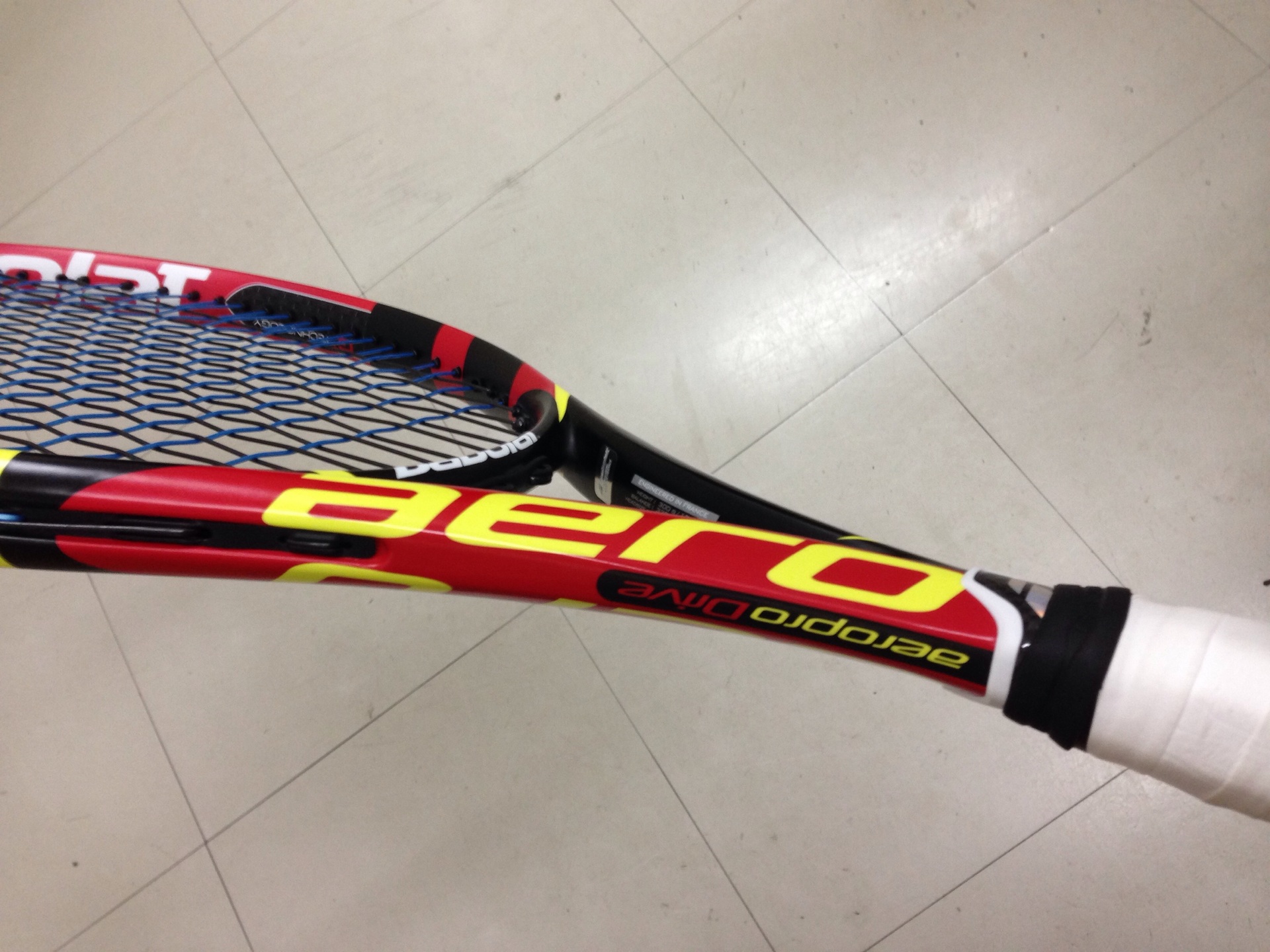 テニス進化論: 【BABOLAT】アエロプロドライブ フレンチオープン