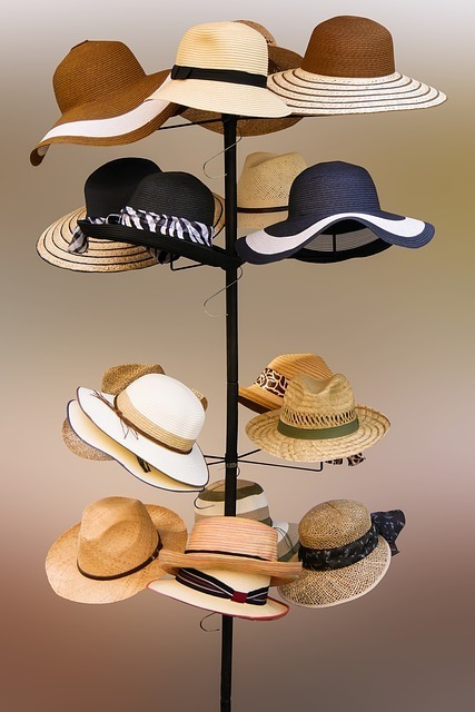 hat-1673873_640.jpg