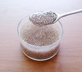 white-chea-seed3.jpg