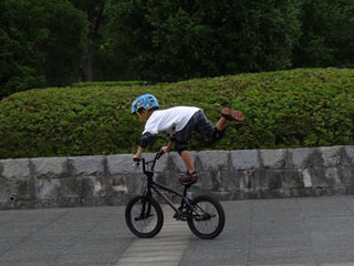 0813bmx2.jpg