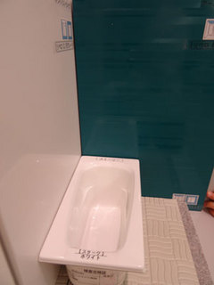 1110showroom6.jpg