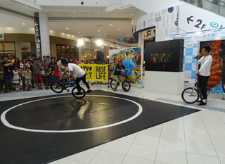 bmx-show2.jpg