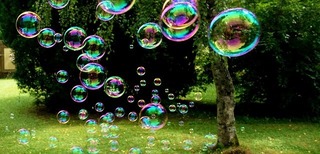 soap-bubbles-3517247_640.jpg