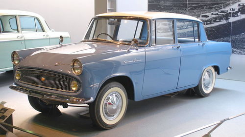 1280px-1960_Toyopet_Corona_01.jpg