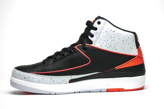 Air-jordan-retro-2-infrared-III (2).jpg