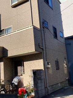 三つの建物２.jpeg