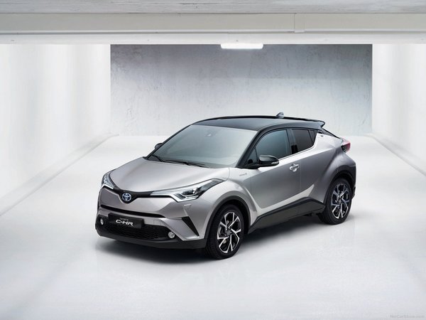 Toyota-C-HR_2017_1600x1200_wallpaper_01.jpg