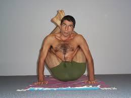 Dwi pada Shirshasana5.jpg