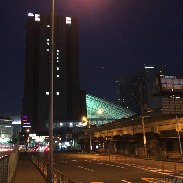 osaka_station.jpg