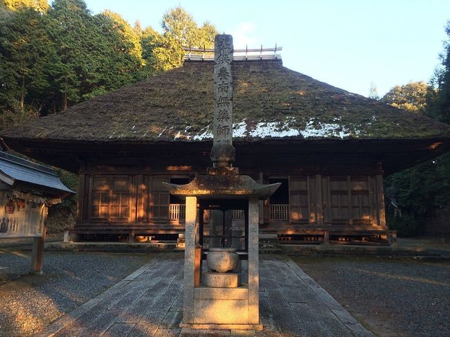 1280px-Gachirin-ji_Temple_2_Yakushi_Hall.jpg