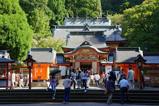 1280px-Kirishima-jingu01n4500.jpg