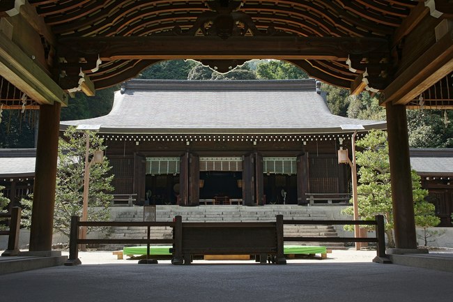 Omi-jingu08n4500.jpg