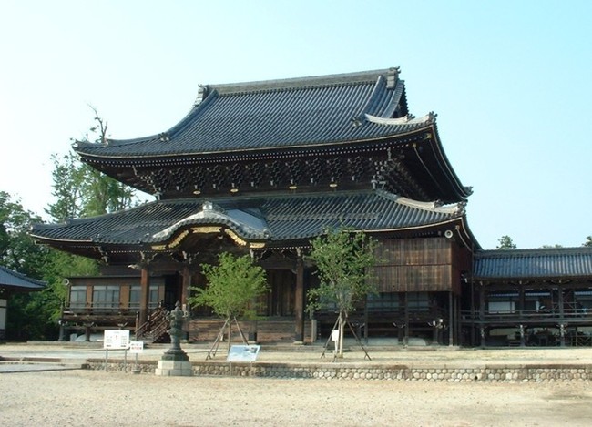Senjuji-temple_Nyoraido.jpg
