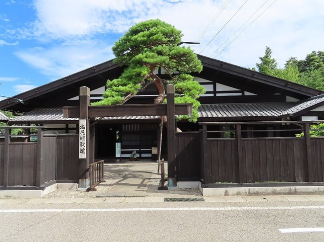 Shiojiri_Tanka_Museum.jpg