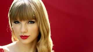 Red-Taylor-Swift-2013-HD-Wallpaper.jpg
