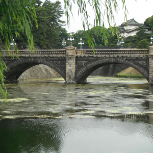 nijyubashi.jpg