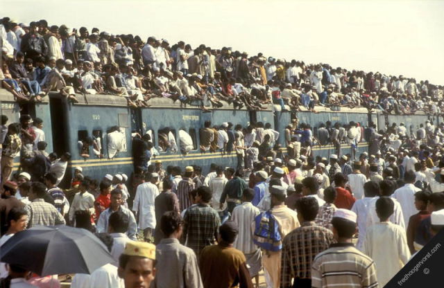 celebration_chaos_in_bangladesh_640_03.jpg