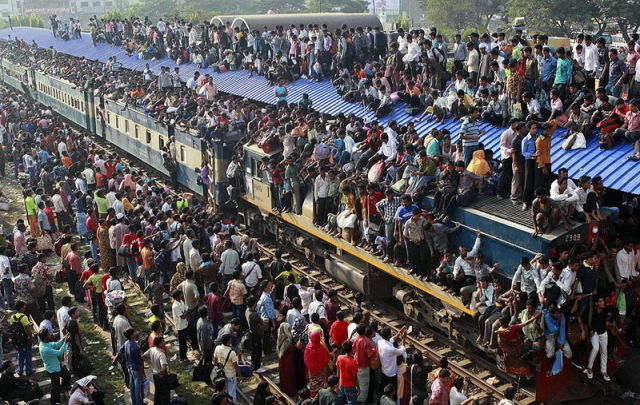 celebration_chaos_in_bangladesh_640_10.jpg