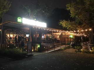 shake shack restraunt S__6807564.jpg