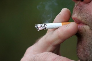 smoking-397599_640.jpg