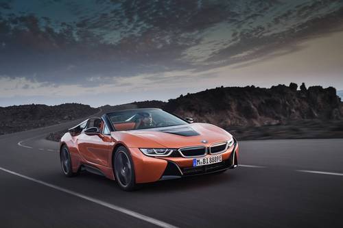 P90285379_highRes_the-new-bmw-i8-roads.jpg