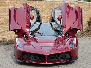 Rosso-Rubino-Ferrari-LaFerrari-16.jpg