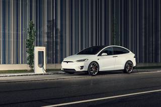 Tesla-Model-X-9.jpg