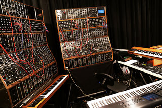 04 10 Moog  o1200080013735636618.jpg