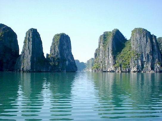 halong.jpg