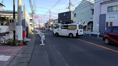 Akayamakaido-6-industrial-road.JPG