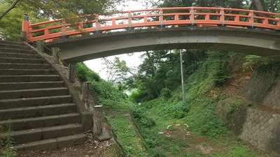 Castle-Moat-Bridge.JPG