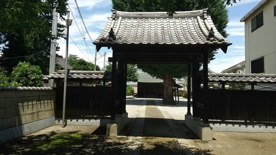 Daimon-Temple-Gate.JPG