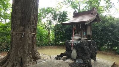 Hachimanyama-Shrine.JPG