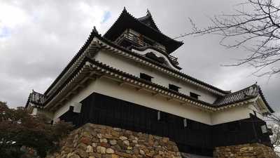 Inuyama-Castle-National-Treasure.jpg