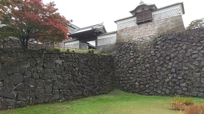 Kahokumon-major-gate-Kanazawa-Castle.JPG