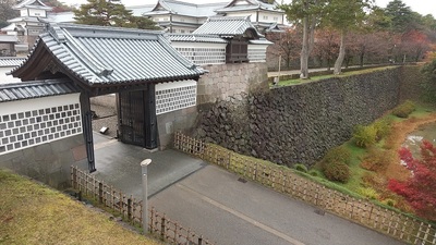 Kahokumon-the-third-enclosure-Gate.JPG