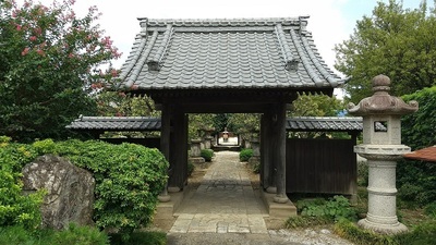 Kawagoes-yakata-ato-temple.JPG