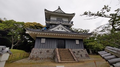 Kururi-castle-tower-KImitsu.JPG