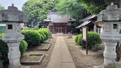 Ogasaki-Hachiman-Shrine-Worshippers-Path.JPG