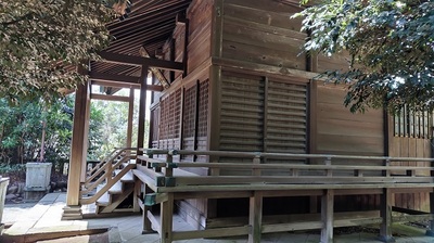 Okubo-Shrine-Odawara-front-shrine.JPG