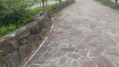 Shintora-Street-Stone.JPG