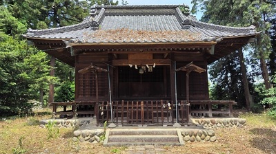 Tadakari-Frontshrine.JPG