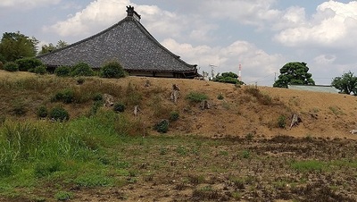 Takasakayakata-Earthworks.JPG