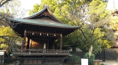 Ueno-Toshogu-Shrine-Kagurahall.JPG