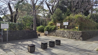 Warabijoshi-entrance.JPG