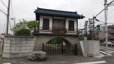 temple-gate-shinkoji.JPG