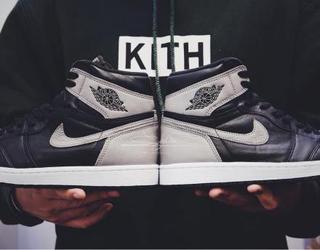 NIKE AIR JORDAN 1 RETRO HIGH OG BLACK.jpg