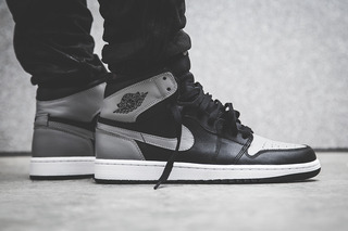 NIKE AIR JORDAN 1 RETRO HIGH OG BLACK 2.jpg